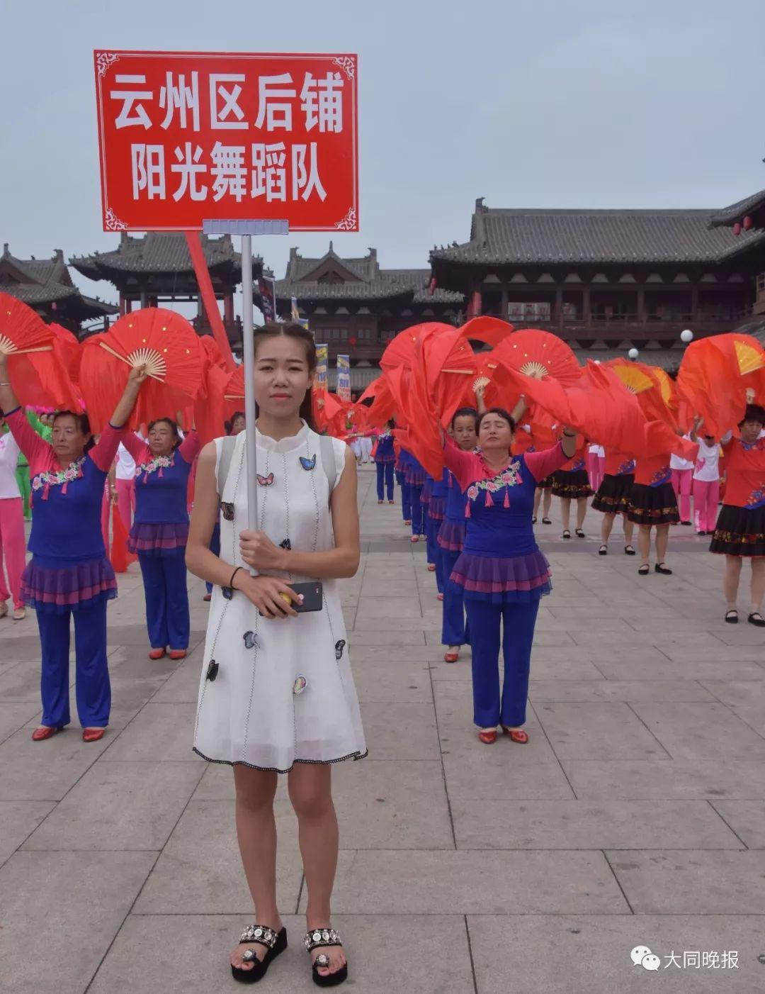 最新广场舞歌曲精选百首，舞动全场的音乐盛宴