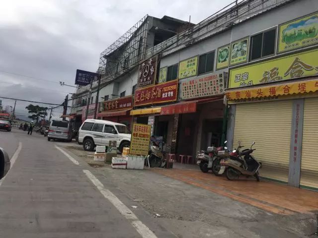 探秘28日99社区隐藏小巷的独特小店，发现别样风情