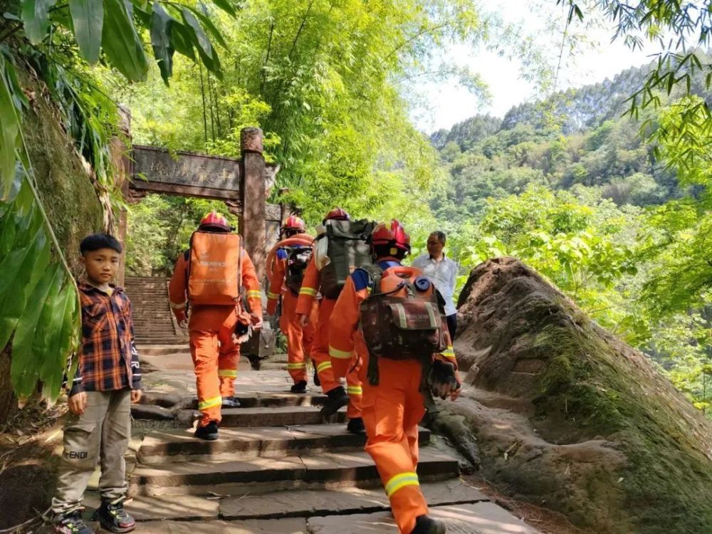 消防精神与心灵洗涤之旅，探索自然美景的崭新篇章