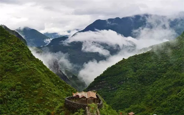 秦岭深处隐秘小店，时光里的惊艳幽巷