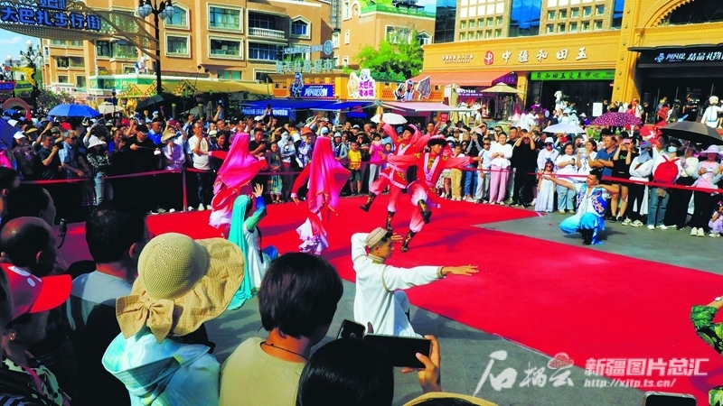 心灵洗礼之旅，幼儿园中班集体舞探索自然美景之旅