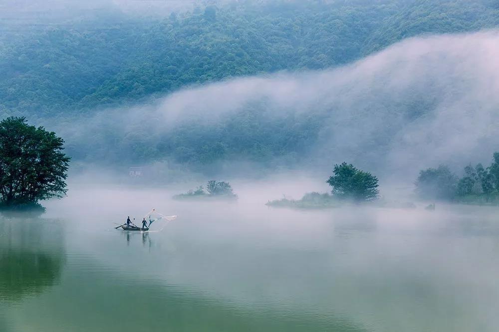 宝宝知道最新版下载日，与自然美景的不期而遇之旅